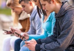 Bolesti krční páteře a používání smartphonu